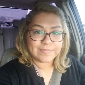 Meet your Posher, Aracely